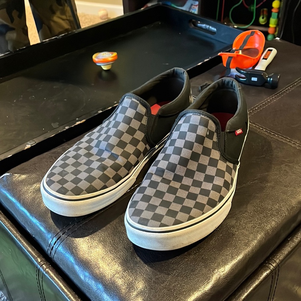 Clean Vans slip ons